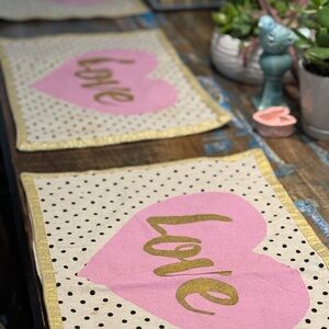Pink Heart Love Placemats and Tablerunner